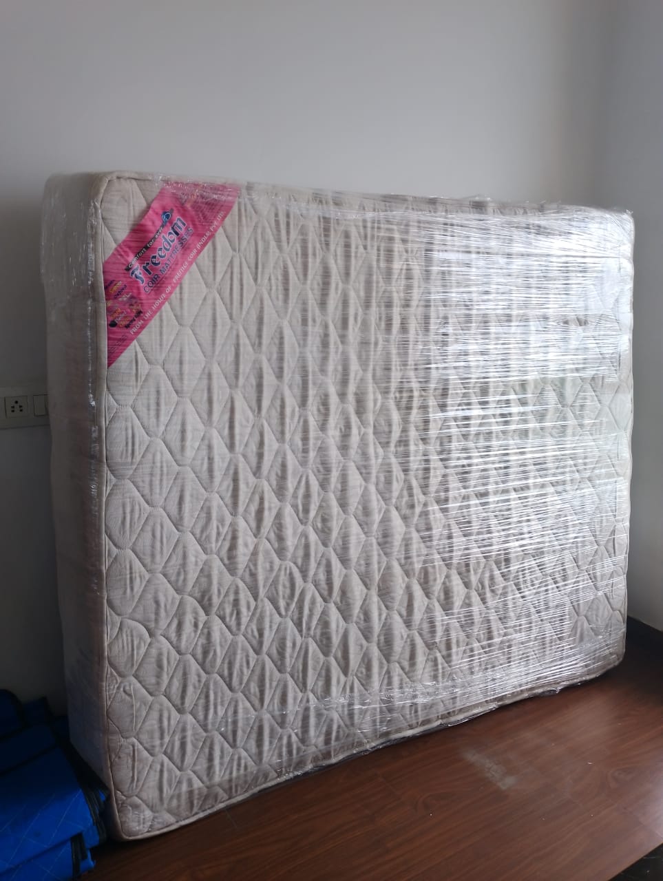 Ayushi cargo Packers and movers